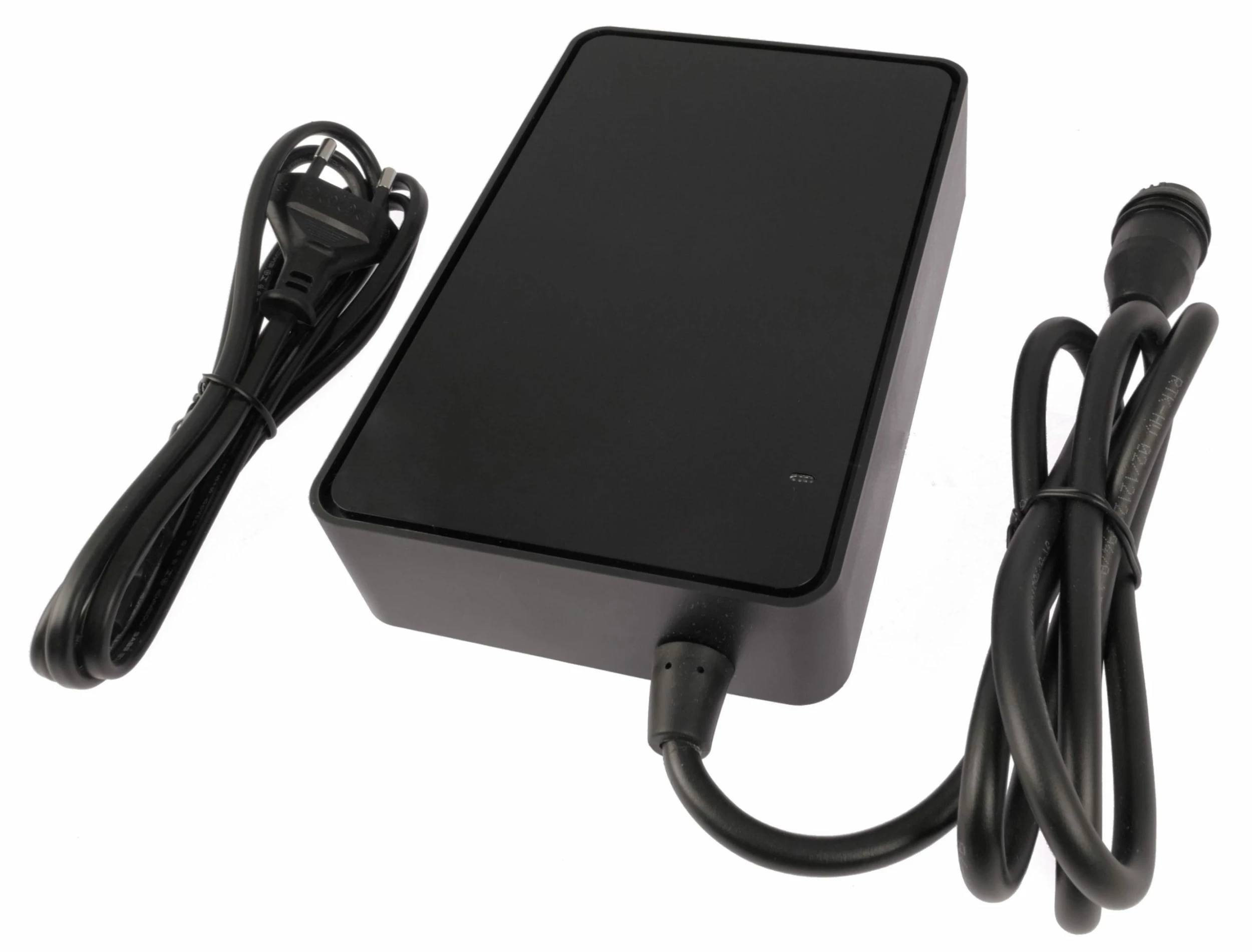 Derby Cycle - Chargeur 3A Pour Batteries Impulse EVO & Xion 1 Derby Cycle - Chargeur 3A Pour Batteries Impulse EVO & Xion