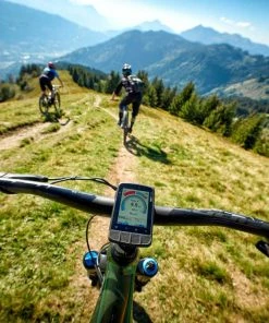 Giant - Compteur Vélo GPS Dash 200 -Batteries VAE Soldes giant compteur velo gps dash 200 3 3840x2160