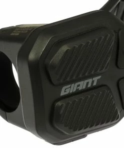 Giant - Commande RideControl One ANT+ 2020 3 Giant - Commande RideControl One ANT+ 2020 -Batteries VAE Soldes giant ridecontrol one ant plus 2020 gros plan 3840x2160