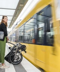 Tern Vektron S10 - 2022/2023 -Batteries VAE Soldes tern vektron s10 velo electrique pliant en action 3840x2160